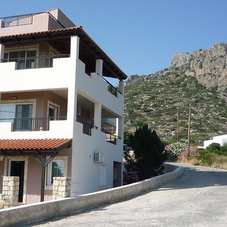 La Casa Del Vitsi Apartment Palaiochora Exterior photo